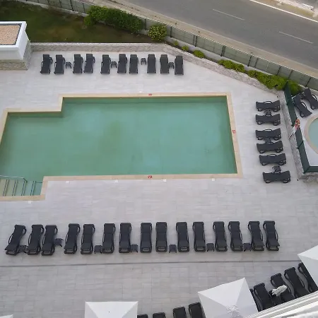 Apartment Av. Sao Lourenco Da Barrosa *